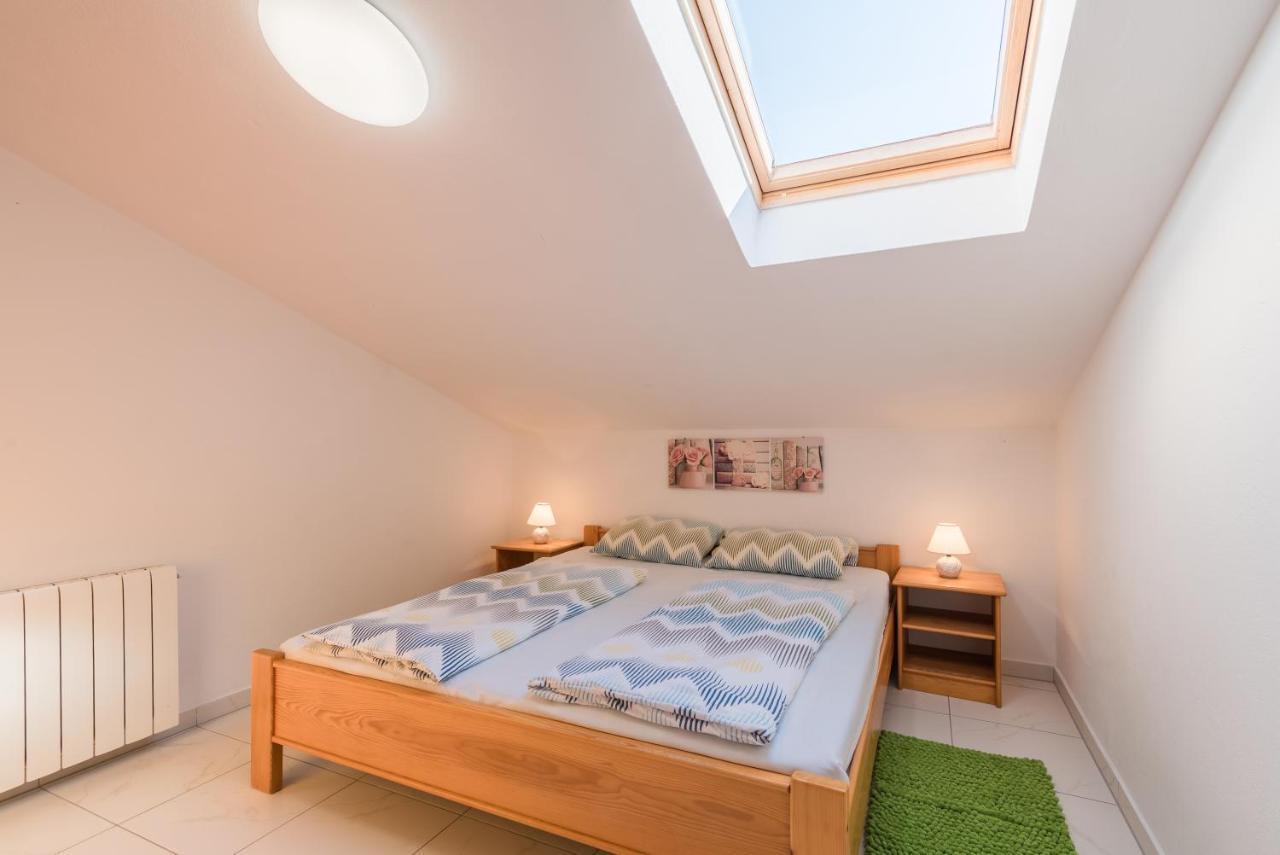 Pansion Dujmovic 2 Apart otel Porat  Dış mekan fotoğraf